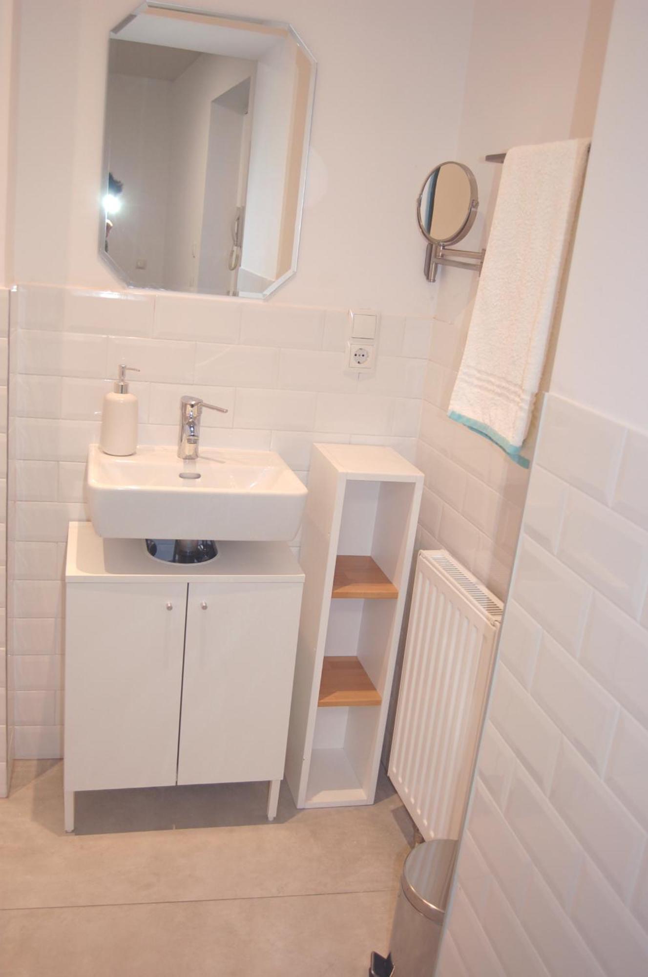 Wohnung In Toller City-Lage 45 M2 Wina Bagian luar foto